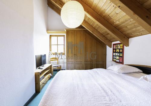 Schlafzimmer 1