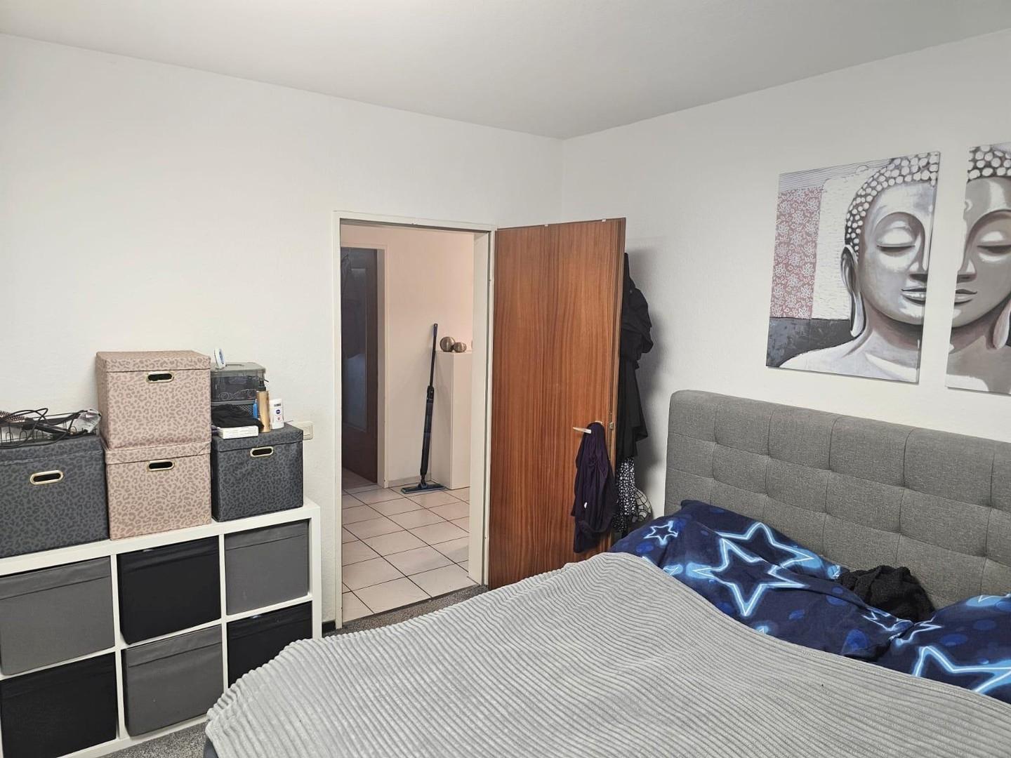 Schlafzimmer 1 von 2