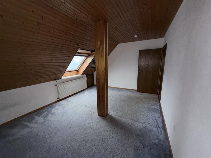 Zimmer 2 OG
