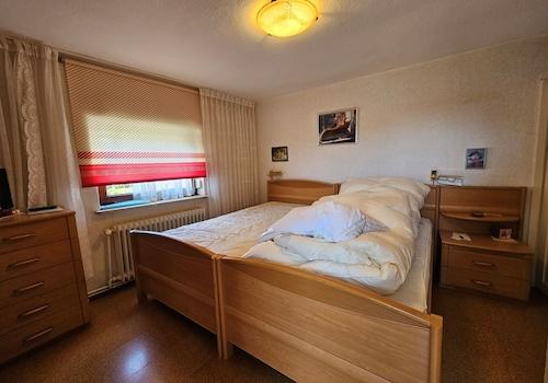 Zimmer 1 OG