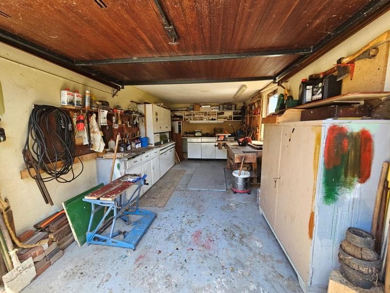 Garage 2