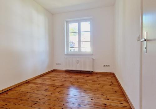 Erste Zimmer OG