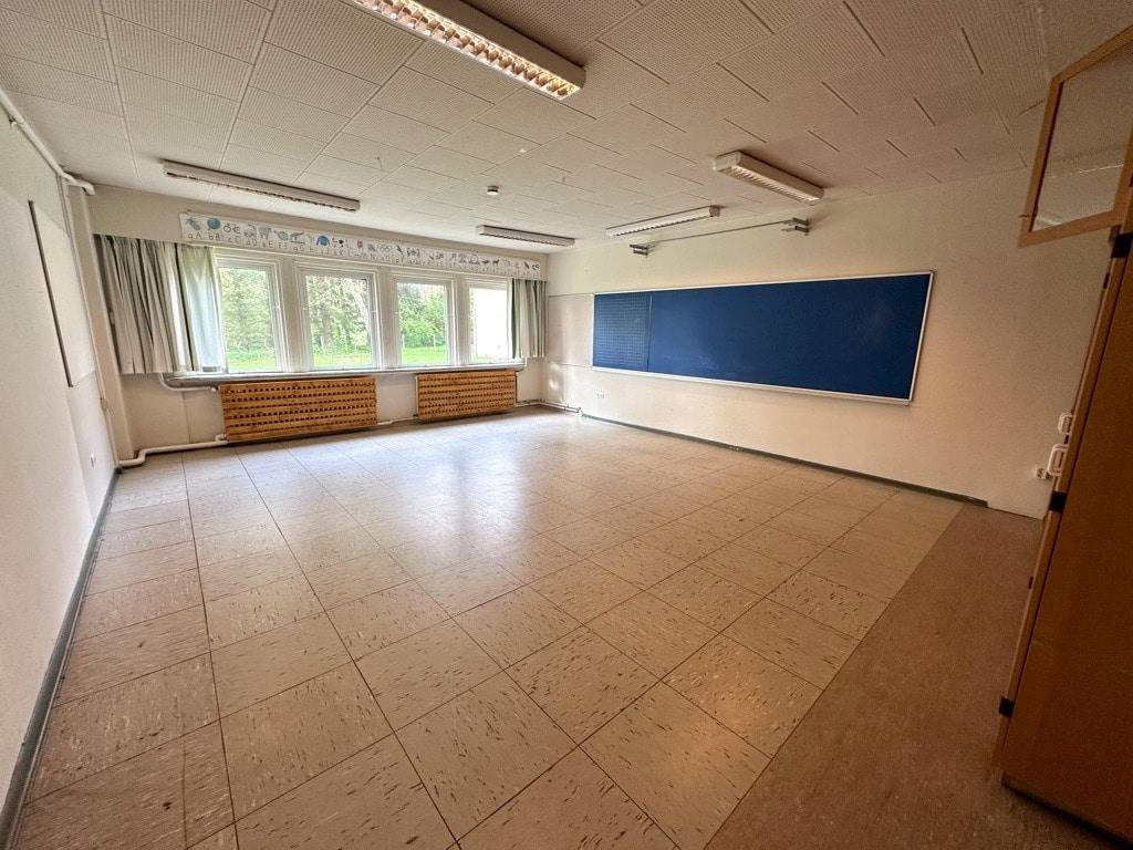 eheml. Schule
