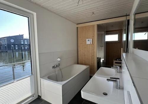 Vollbad mit Sauna