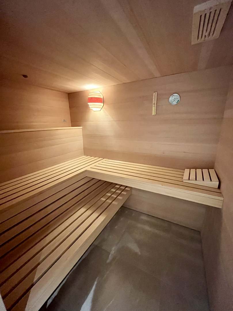 Sauna im Wellnessbereich