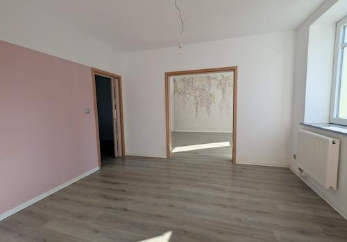 Zimmer in Wohnung 2 im EG