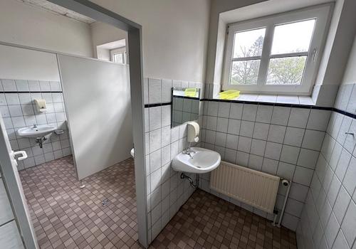 eheml. Schule