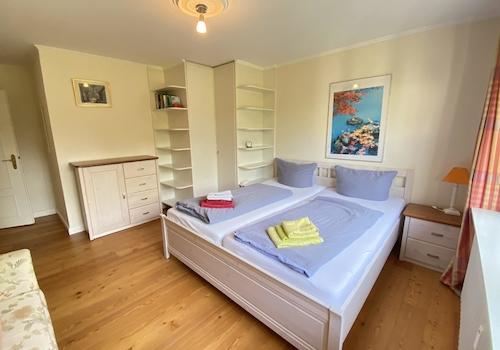 Schlafzimmer II