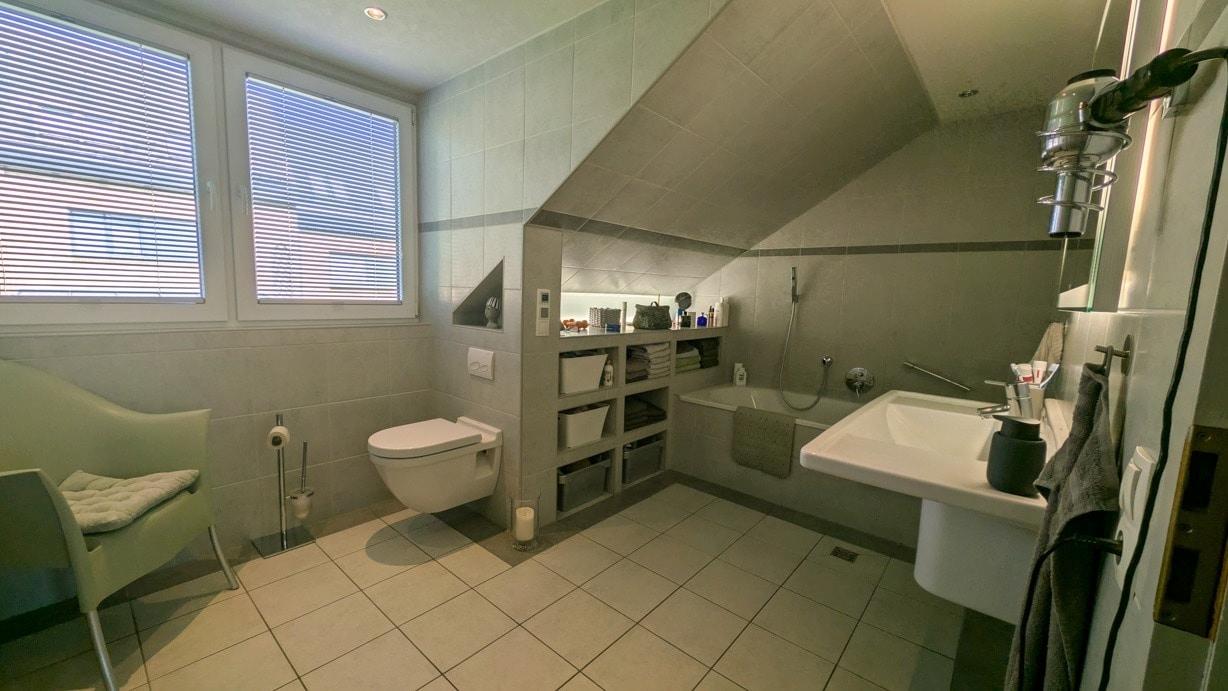 Badezimmer DG