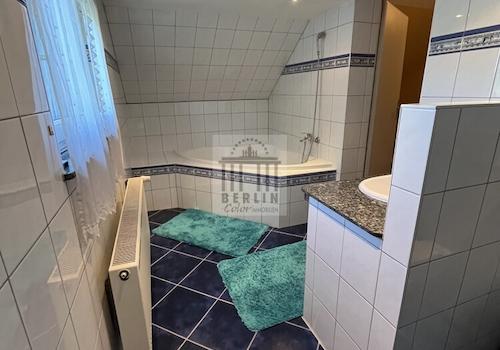 Badezimmer 1 Ansicht 2