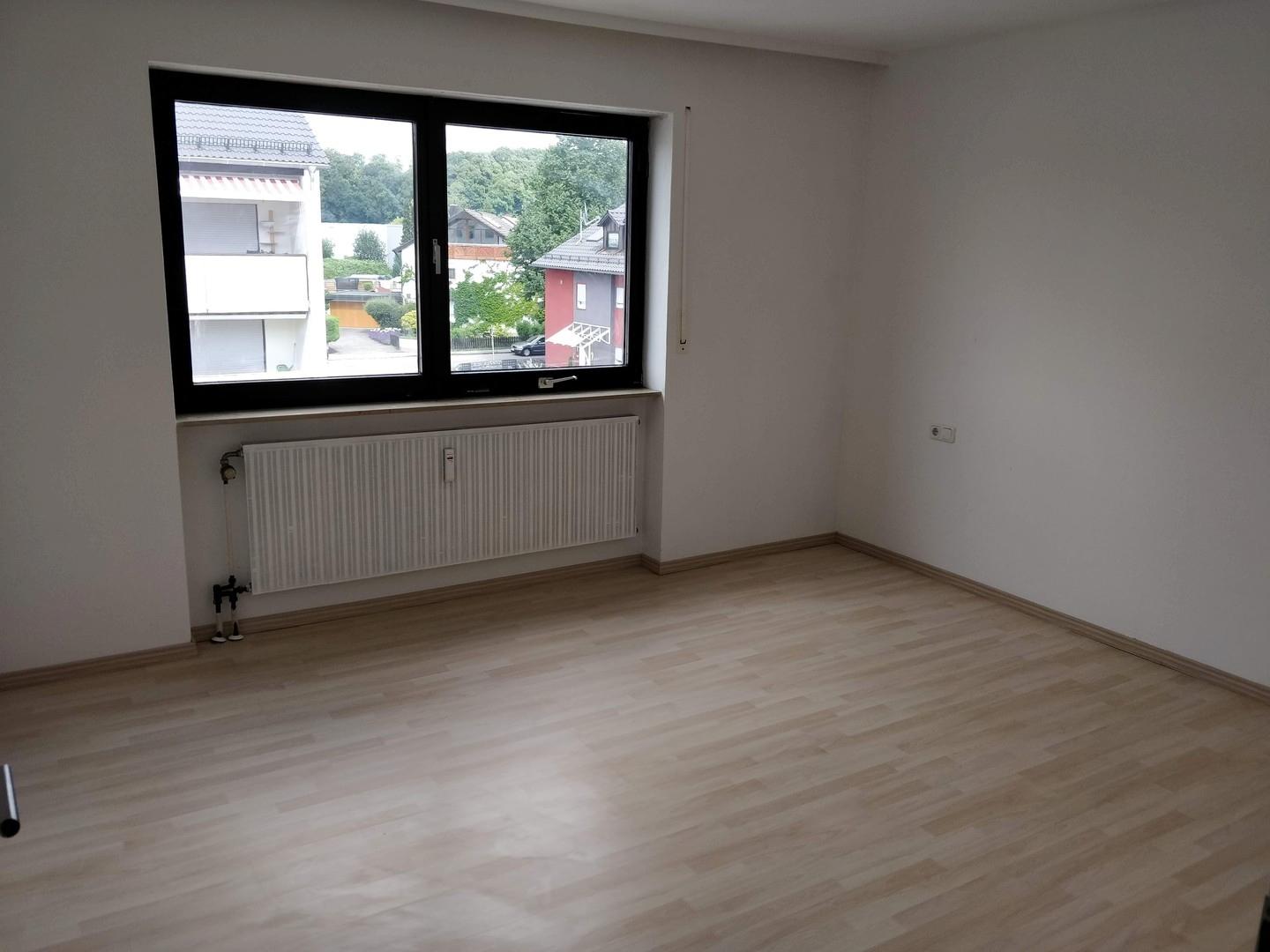 Schlafzimmer 1