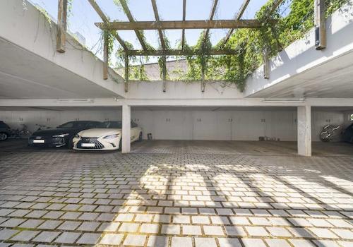 Tiefgaragen-Carport