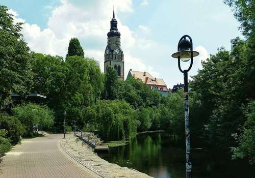 Kanal fußläufig entfernt