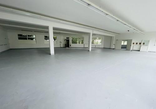 Halle 1