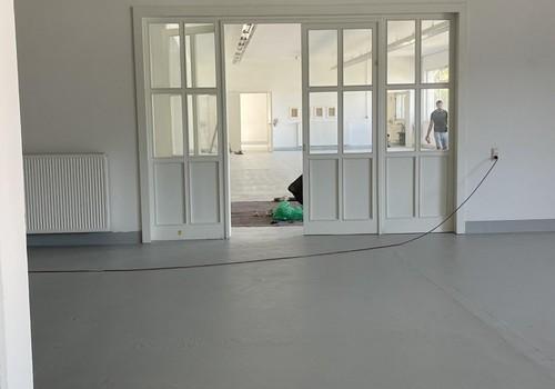Zwischentür der Hallen