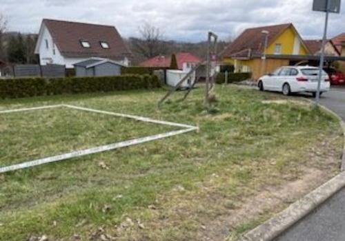 Grundstück