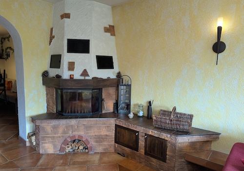 Kamin im Wohnzimmer EG