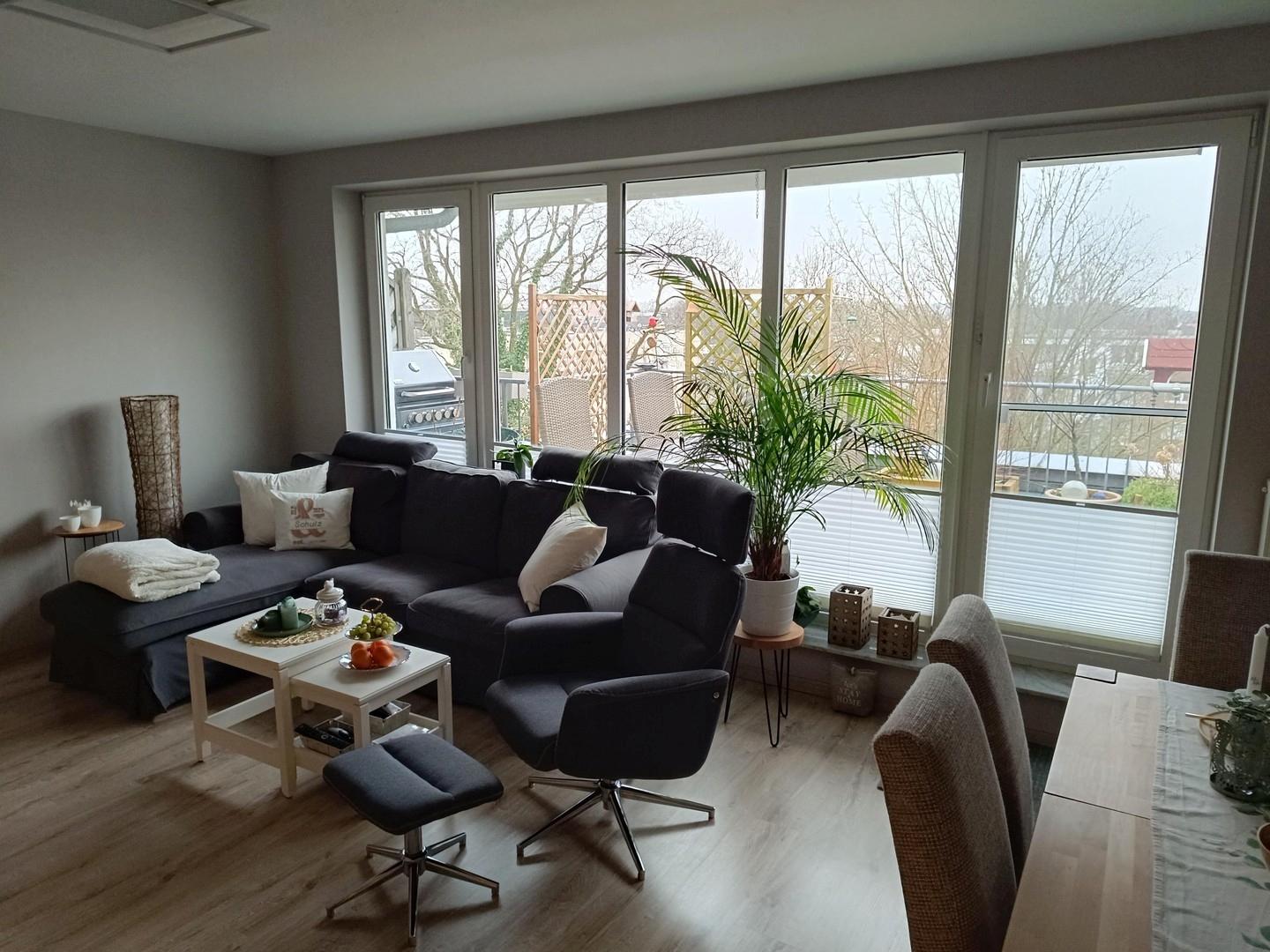 Wohnzimmer mit Essecke