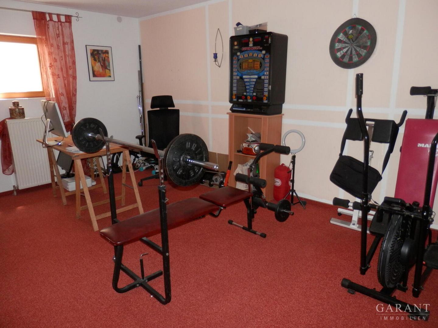 Hobby-Fitnessraum-UG