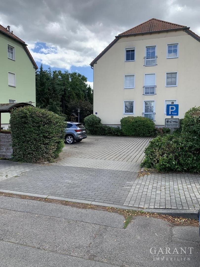 Zufahrt zu den Stellplätzen