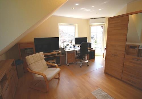Kinder-/Arbeitszimmer OG