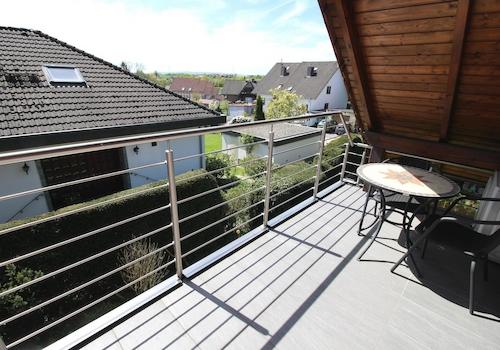 Südwest Balkon OG