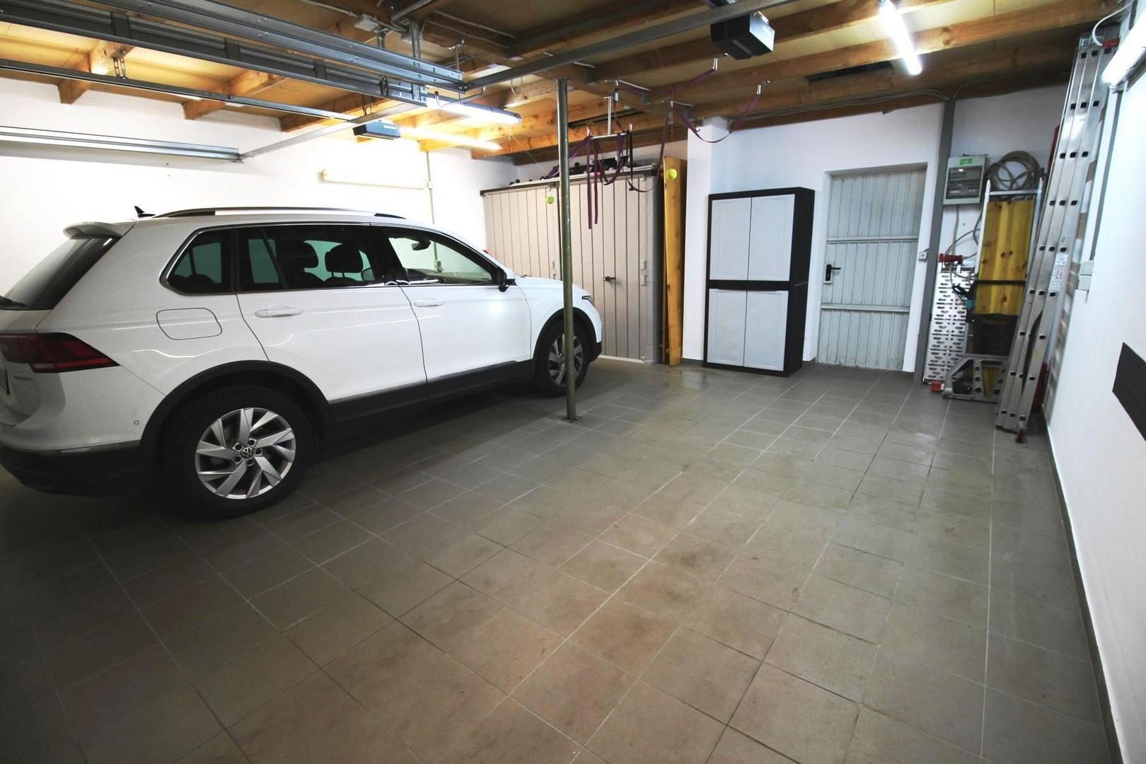 Doppelgarage