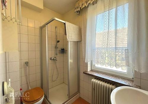 Badezimmer EG