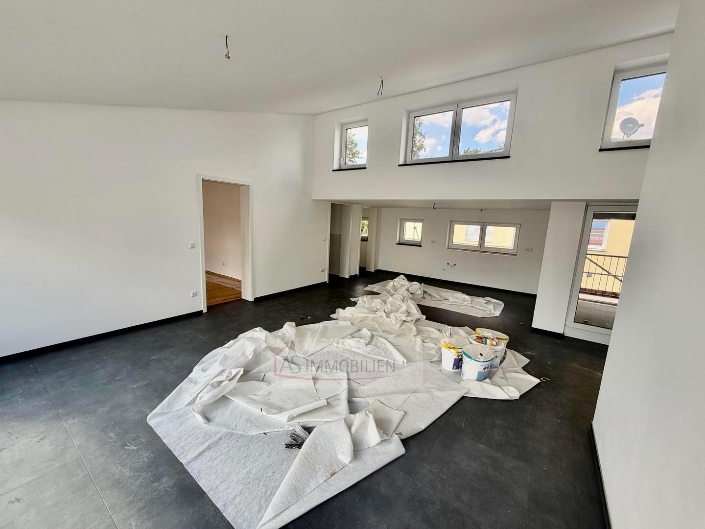 Wohn:Esszimmer - Ansicht zur Küche hin