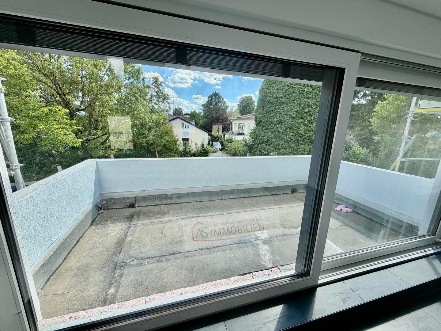 Ansicht zum Balkon