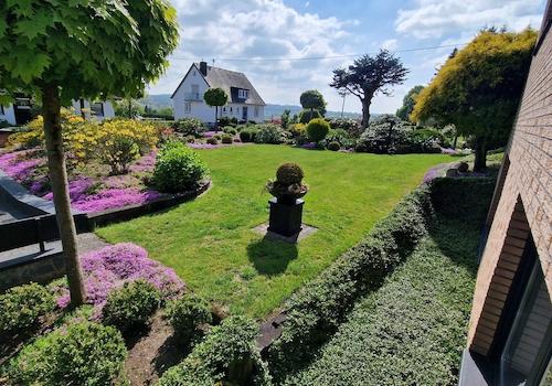 Garten Vorderseite 