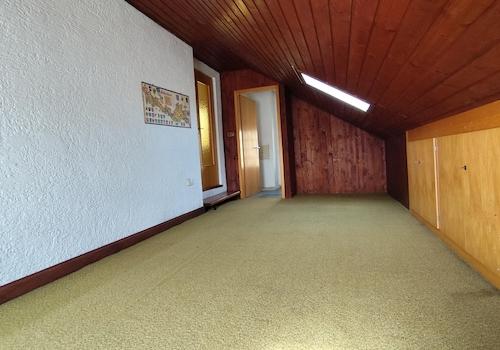 Kinderzimmer 1 OG