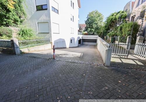 Garagenabfahrt