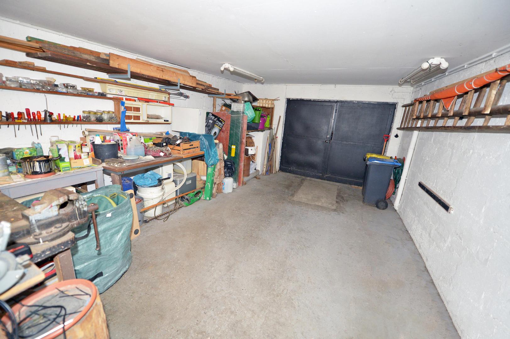 1_Innen_Garage