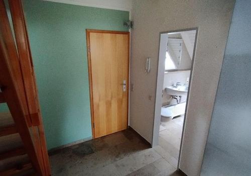 Flur kleine Dachgeschosswohnun