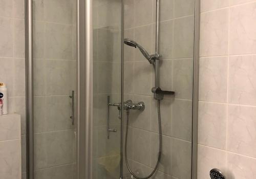...Dusche