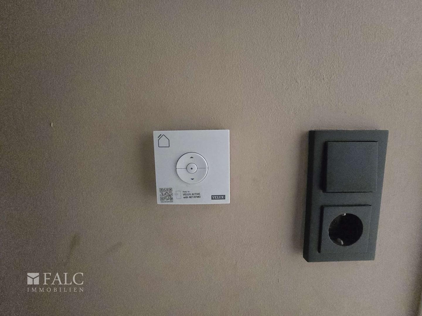 Steuerung elektrisches Thermorollo Dachfenster