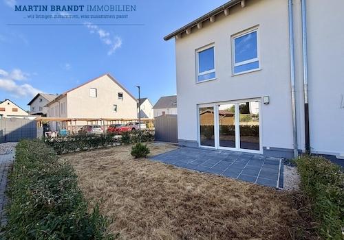 Rück-, und Gartenseite des Hauses
