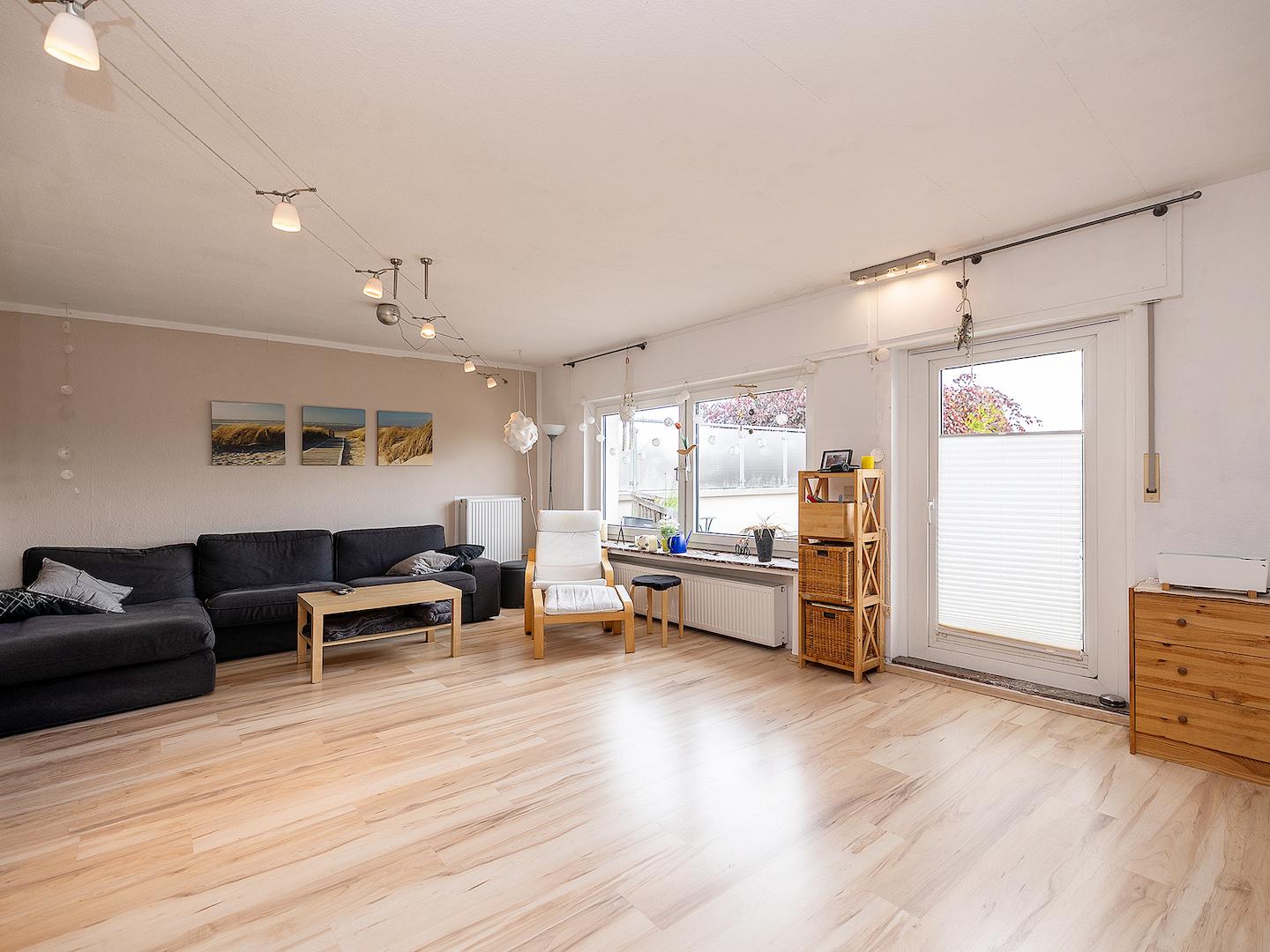 Wohnzimmer DG
