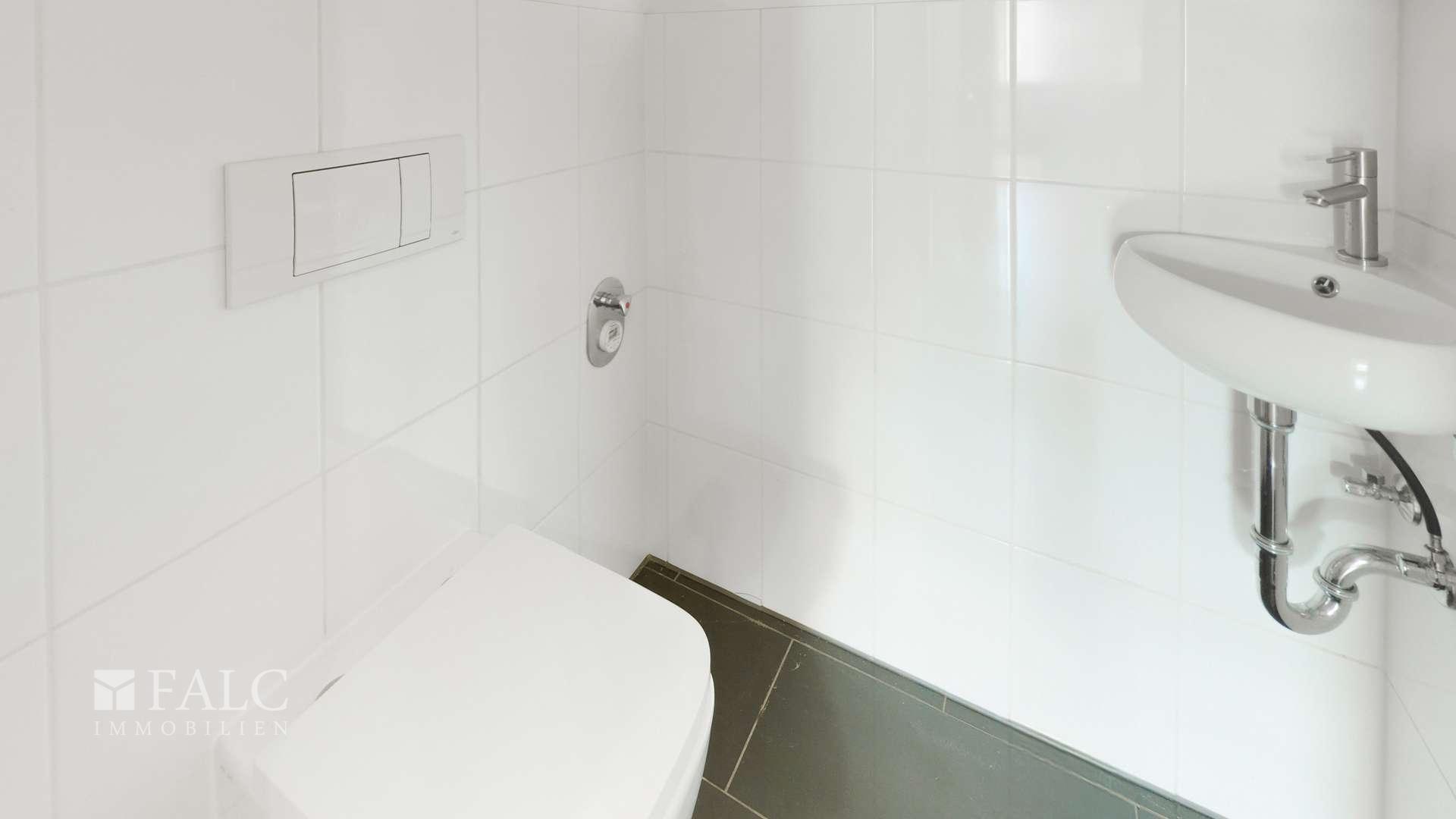 seperates WC