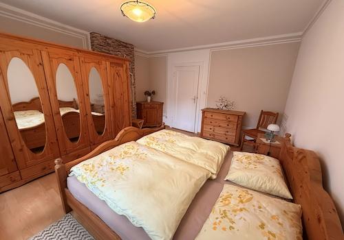 Schlafzimmer OG 