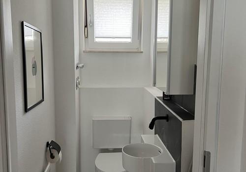 02 Separates WC