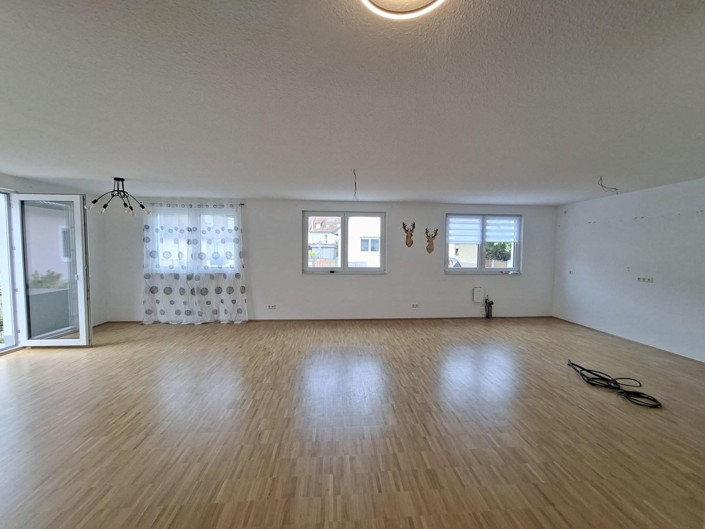 Küche-Wohn-Esszimmer
