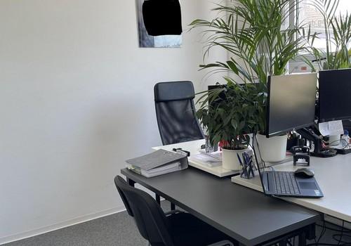 1. Raum / Büro 1 / Bild 3