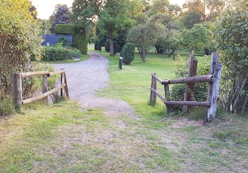 Weg vom Reitplatz