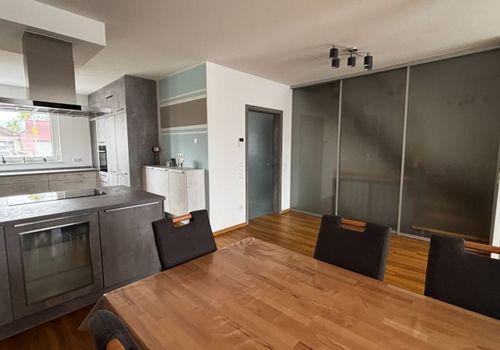 Esszimmer und Küche_Dining Rom with Kitchen 1