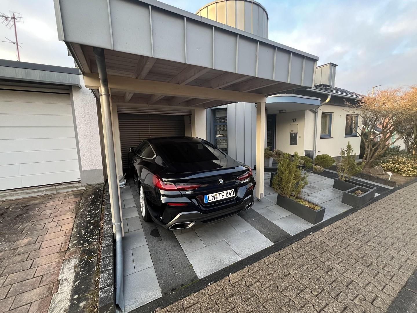 Carport/Garage