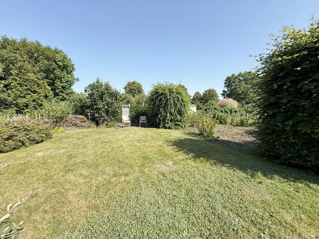 Blcik in den Garten