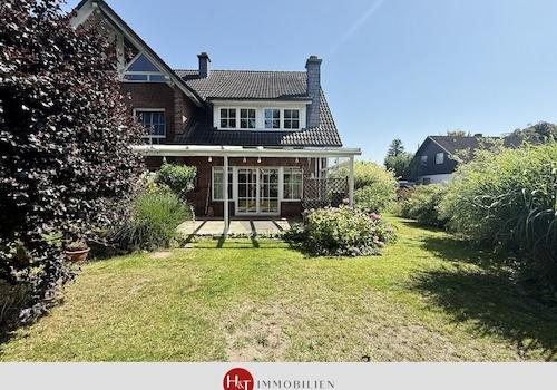 H&T Immobilien - Reihenendhaus in Stuhr