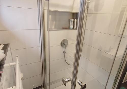90 x 90 cm Dusche